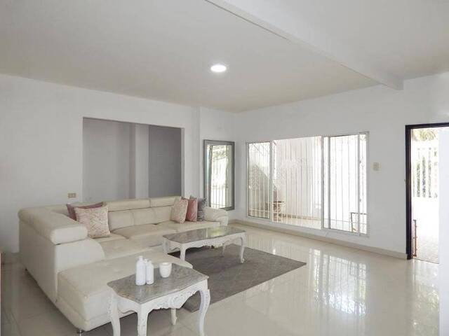 #1 - Casa de dos o más pisos para Venta en Barranquilla - ATL